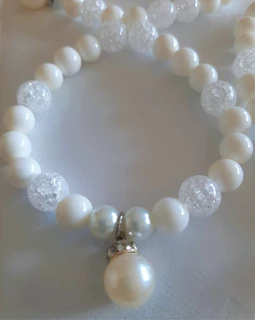 BÍLÝ SEN , PERLY, PUK. KŘIŠTÁL, ACHÁT 