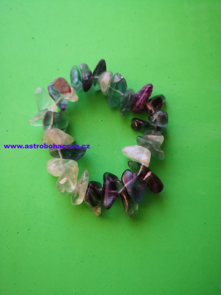 Fluorit náramek tromlovaný velké kameny