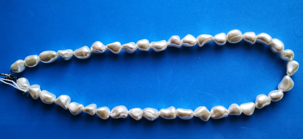 NÁHRDELNÍK Z ŘÍČNÍCH PEREL 50 CM