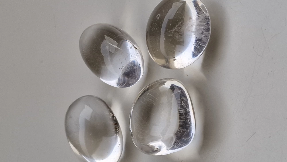 KŘIŠTÁL - KÁMEN- ČISTOTA