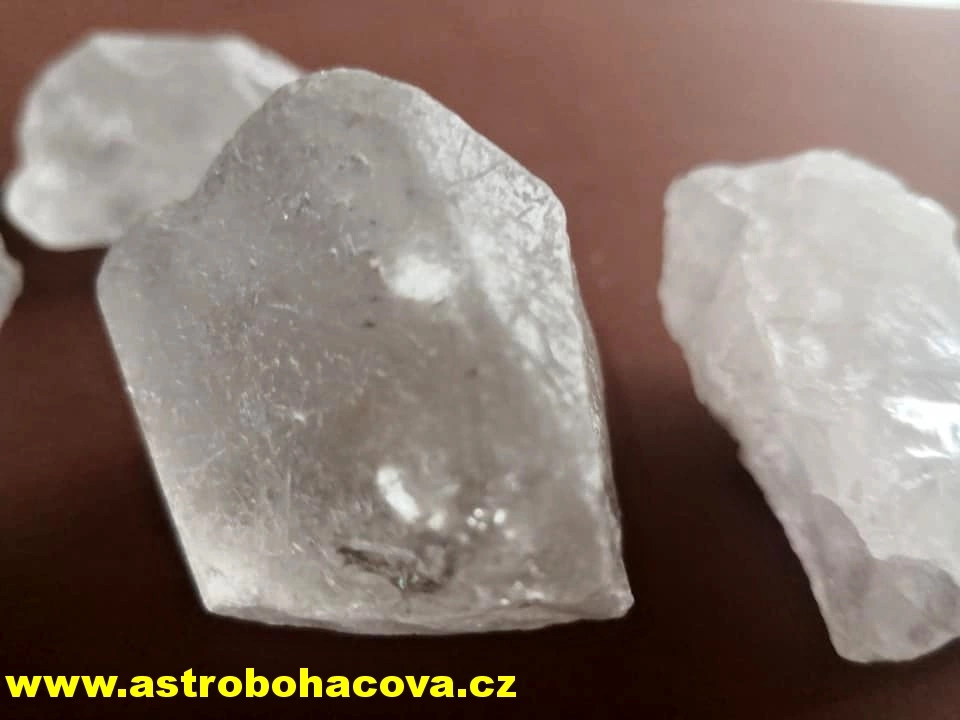 KŘIŠTÁL - SUROVINA 