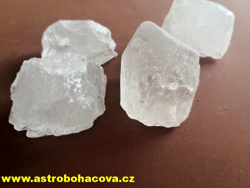 KŘIŠTÁL - SUROVINA 