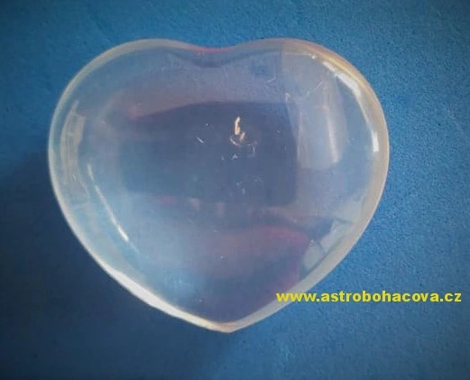 KŘIŠTÁLOVÉ SRDCE 