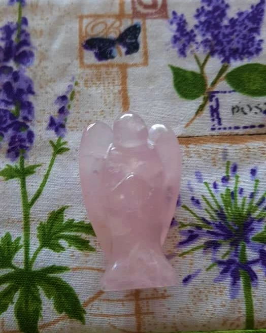 RŮŽENÍN ANDĚL 4 CM