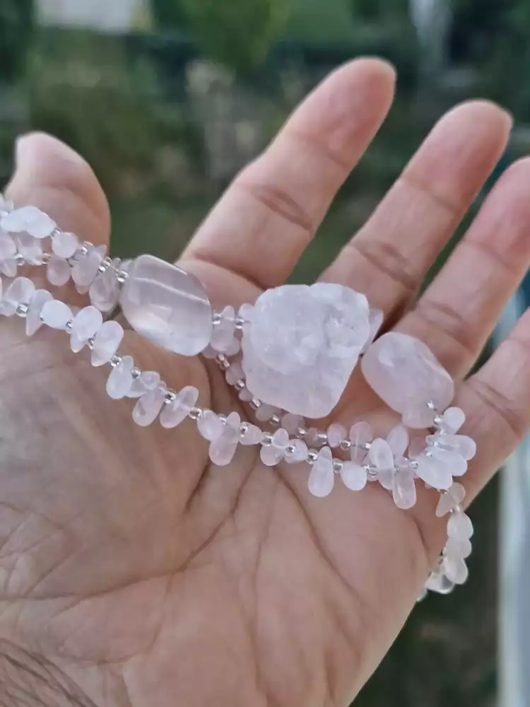 RŮŽENÍN NÁHRDELNÍK 28 cm