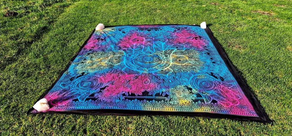 MANDALA TŘETÍ OKO 220/240
