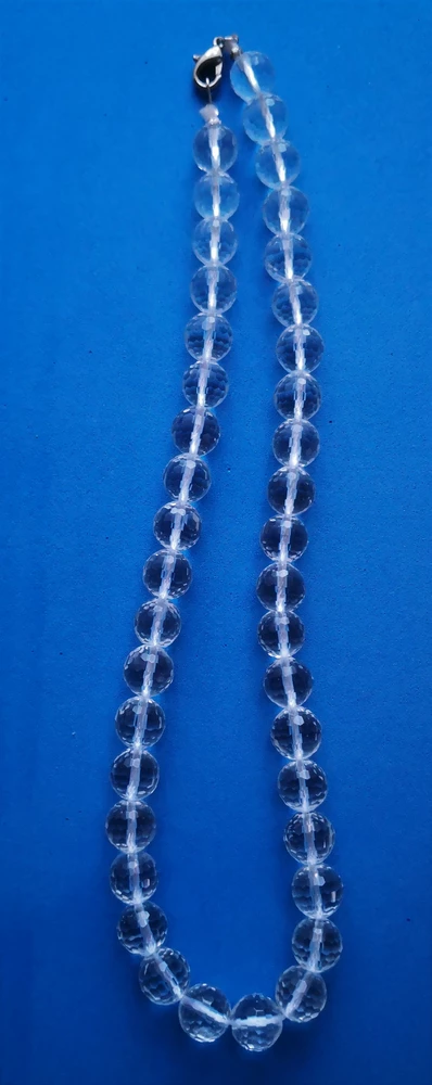 Křišťál z kuliček náhrdelník  22 cm