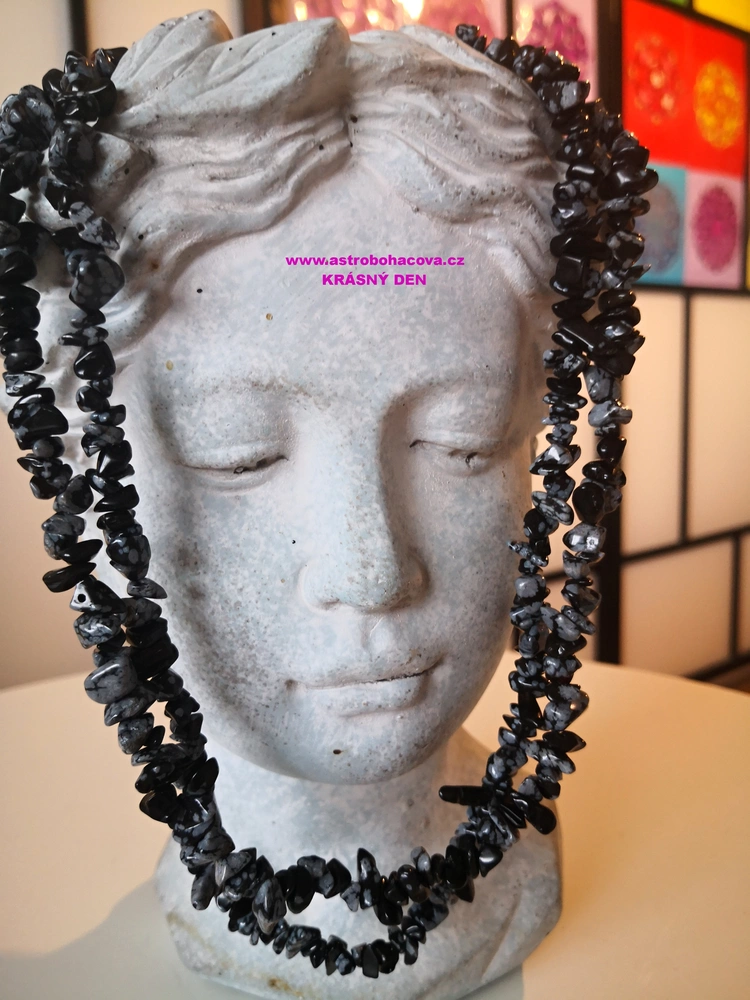 OBSIDIAN - VLOČKOVÝ NÁHRDELNÍK 