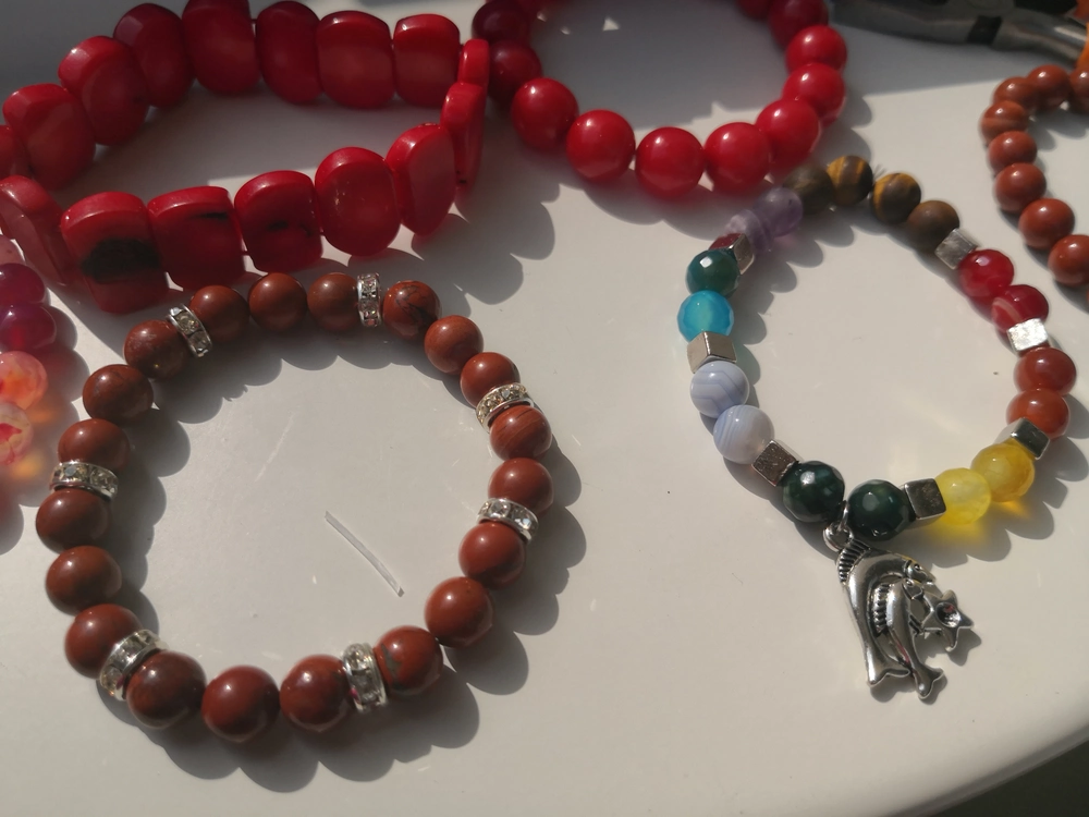 JASPIS OKROVÝ NÁRAMEK 