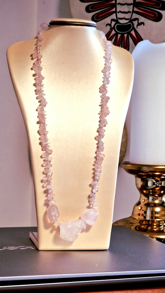 RŮŽENÍN NÁHRDELNÍK 28 cm