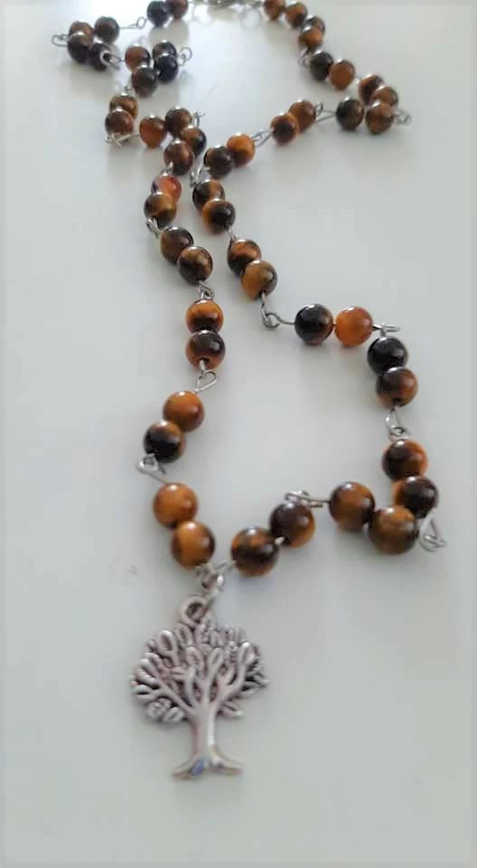 TYGŘÍ OKO NÁHRDELNÍK STROM ŽIVOTA
