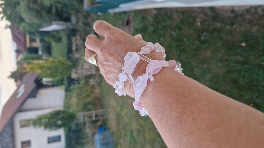 RŮŽENÍN, SEN O LÁSCE NÁRAMEK 